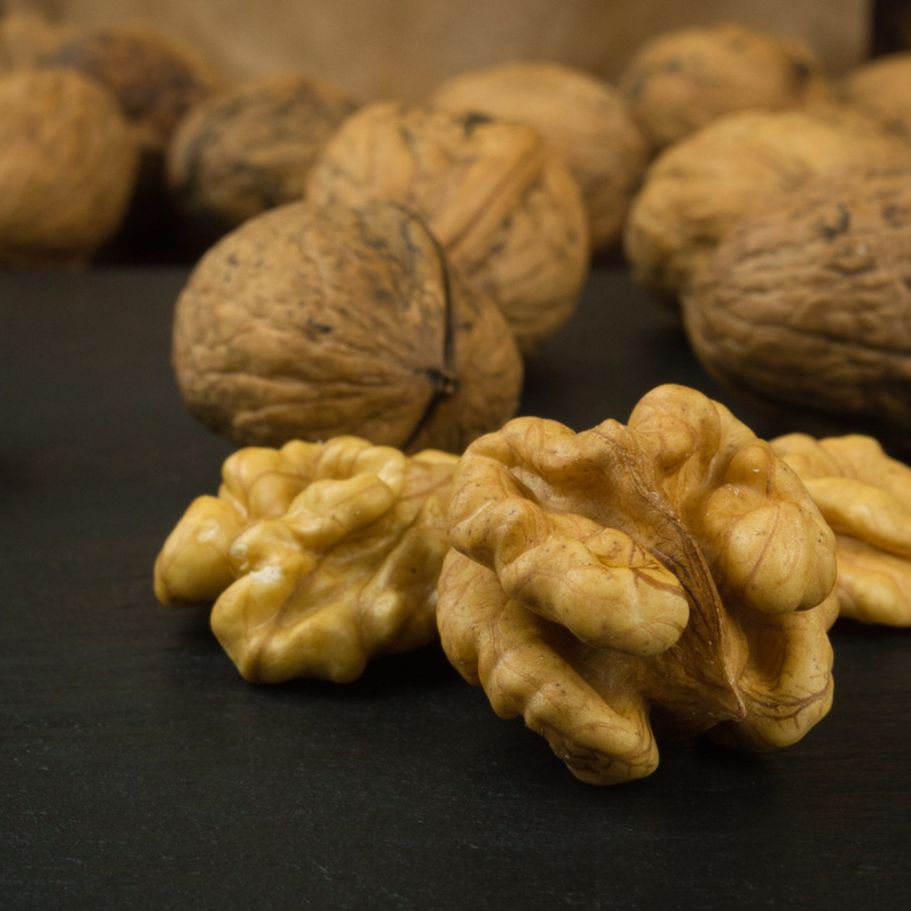Bioland Walnuss-Kerne in Hälften fertig zum Verzehr